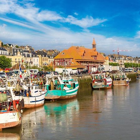 Trouville Sur Mer Vue Sur La Touque Exterior foto