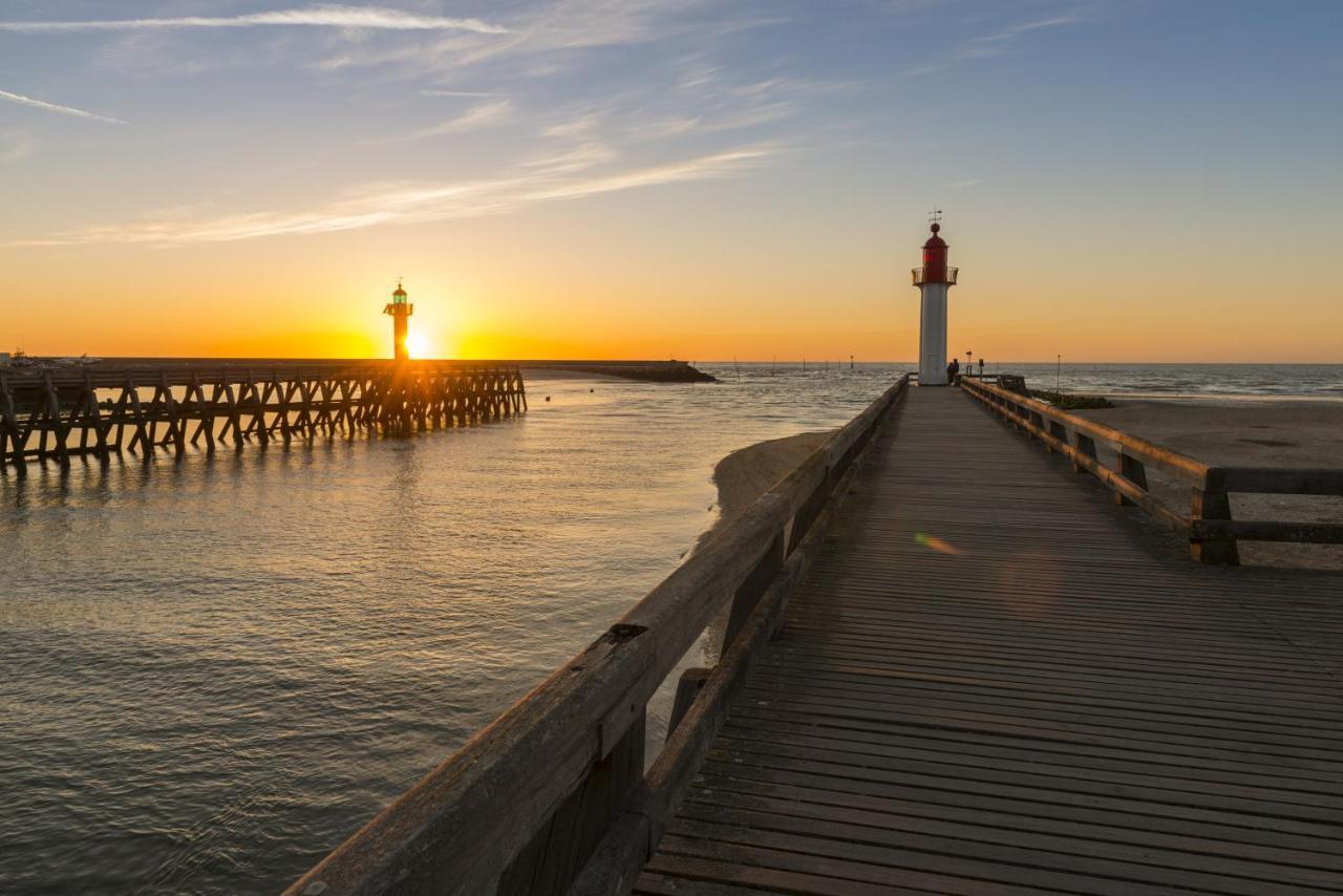 Trouville Sur Mer Vue Sur La Touque Exterior foto